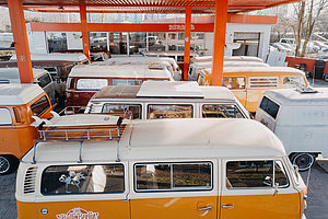 Stillgelegte Tankstelle