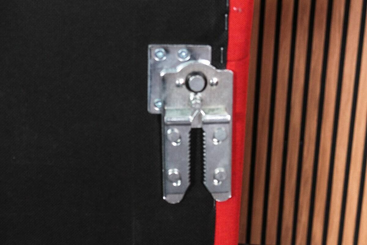 Neuwertig / MUUTO 'Connect' / Stoff Remix / Farbe 643 rot - Variante 5 - Modul E, D + E