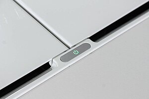 Konferenzanlage / Steelcase 'media:scape TC' / 150 x 200 cm / weiß / 2 Monitorhalter