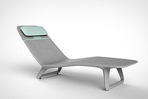 Beton-Sitzliege 'Heated Lounger' in hellgrau inkl. Heizfunktion - Design: Sacha Lakic