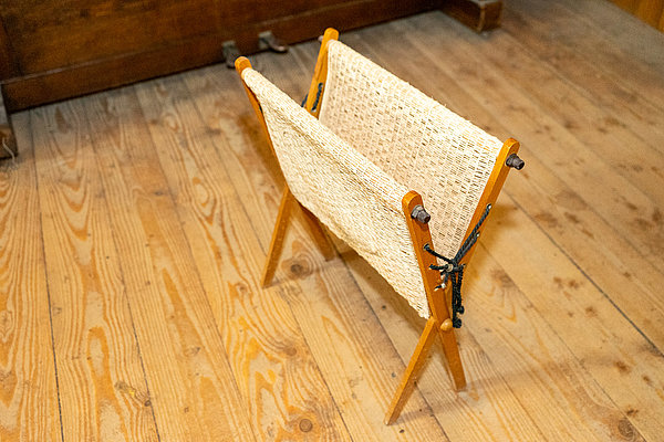 Zeitungsständer 70er DDR